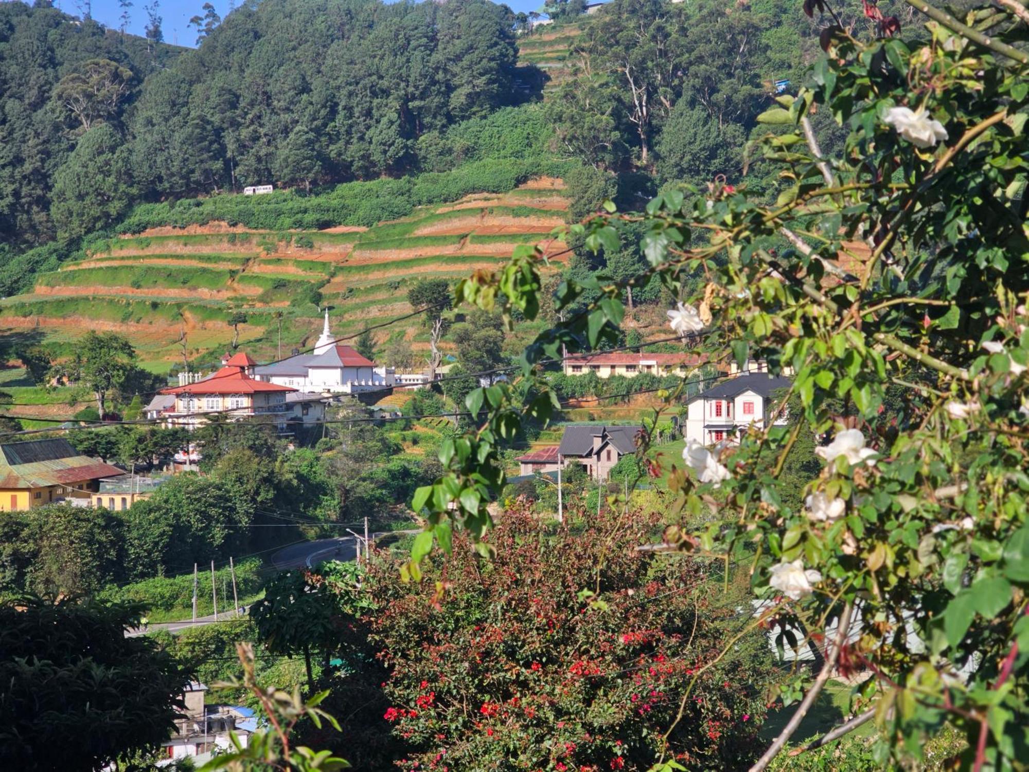 A Pousada Haven Backpackers Nuwara Eliya Exterior foto